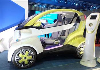 SYM giới thiệu ý tưởng ôtô điện đầu tiên tại Việt Nam