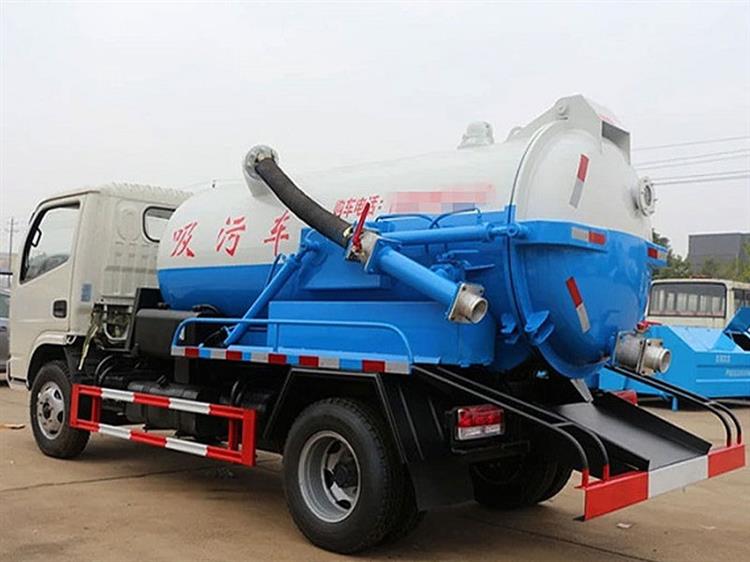 Xe hút chất thải Dongfeng 3 khối nhập khẩu