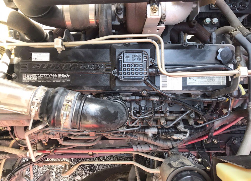 Xe tải Dongfeng 4 Chân ISL315 sở hữu động cơ Cummins ký hiệu ISL9.5-31E51A